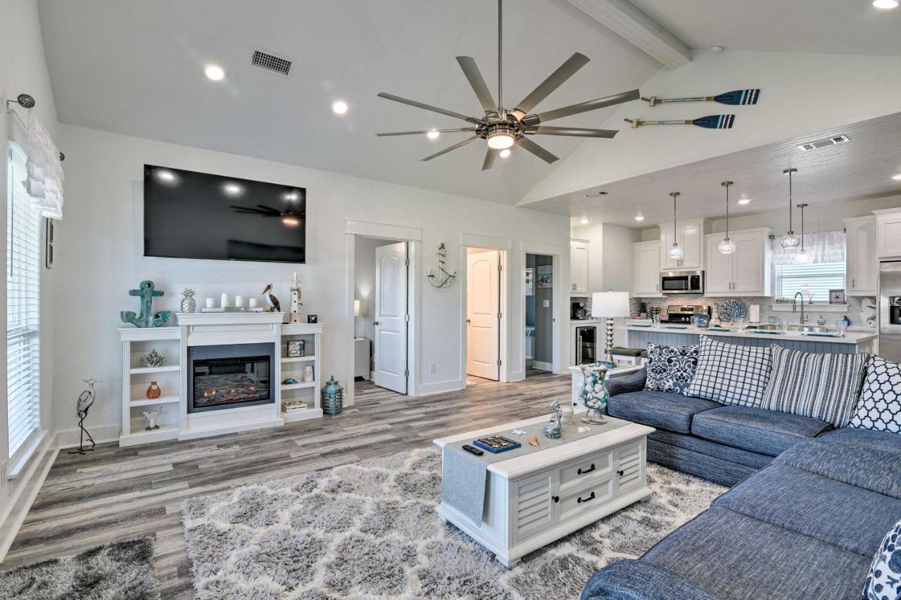 Bolivar Peninsula Beach House, Steps To Coast Exterior foto